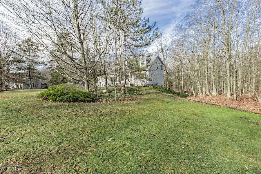 8730 Lake In The Woods Trail, Chagrin Falls, OH 44023 - Image #3