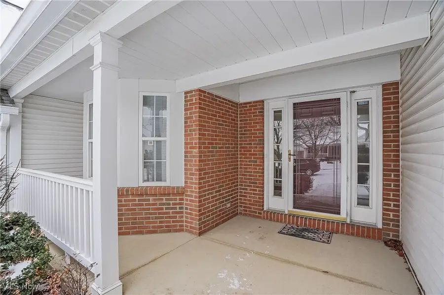 437 E Reserve Drive, Cuyahoga Falls, OH 44223 - Image #3