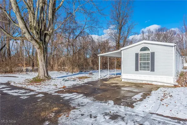 237 Amherst Trails Mobile Home Park, Amherst, OH 44001