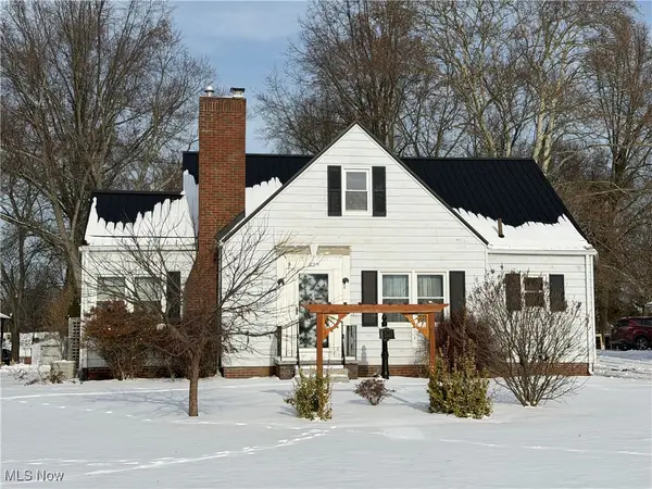 329 37th Nw Street, Canton, OH 44709