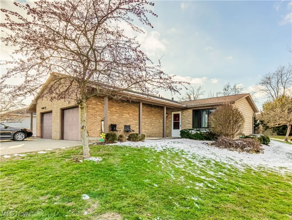 6807 Sun Valley Ne Avenue, Canton, OH 44721 - Image #1