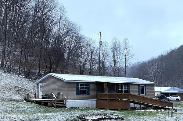 1238 Clio Road, Clendenin, WV 25045