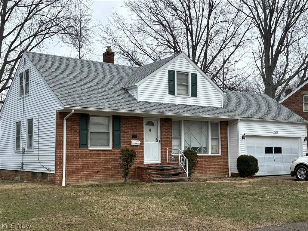 25591 Forestview Avenue, Euclid, OH 44132 - #1