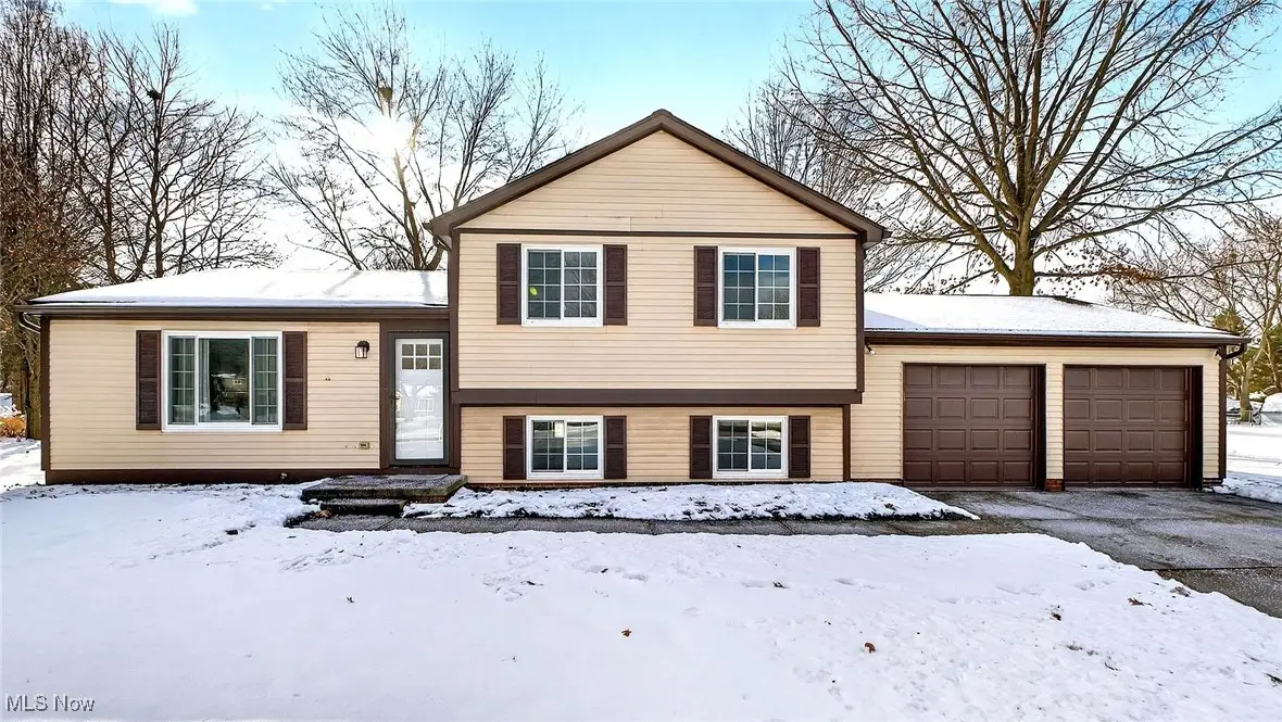 1028 Sherwood Drive, Macedonia, OH 44056 - Image #1