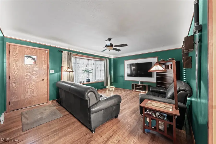 866 Elmwood Avenue, Wickliffe, OH 44092 - Image #3