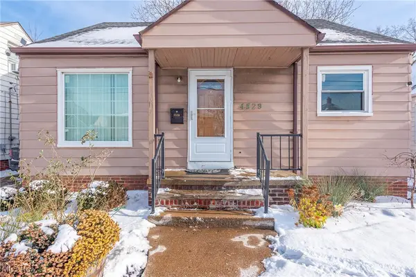 4529 W 150th Street, Cleveland, OH 44135