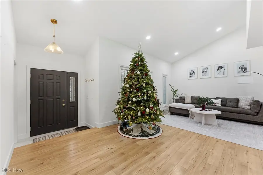 14866 Hartford Trail, Strongsville, OH 44136 - Image #3