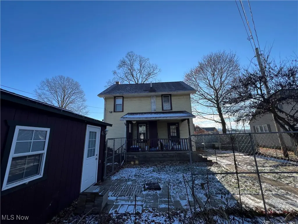 11238 Center Ne Drive, Sandyville, OH 44671 - Image #1