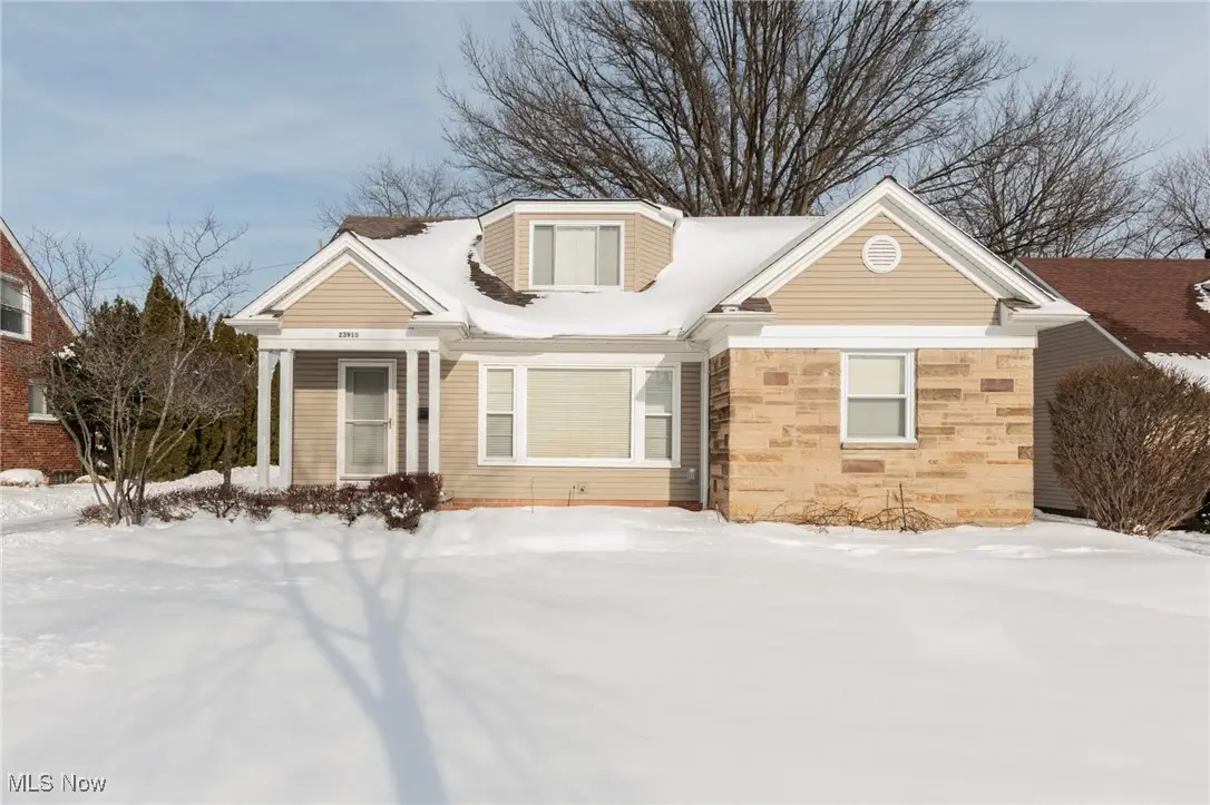 23915 Glenhill Drive, Beachwood, OH 44122 - Image #1