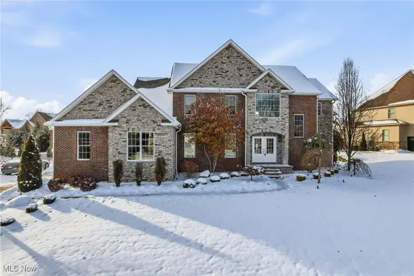 7171 Paddington Rowe, Canfield, OH 44406