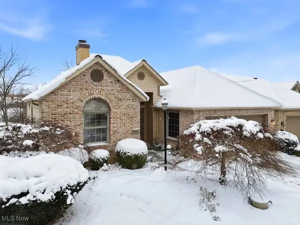 2804 Valley Road, Cuyahoga Falls, OH 44223