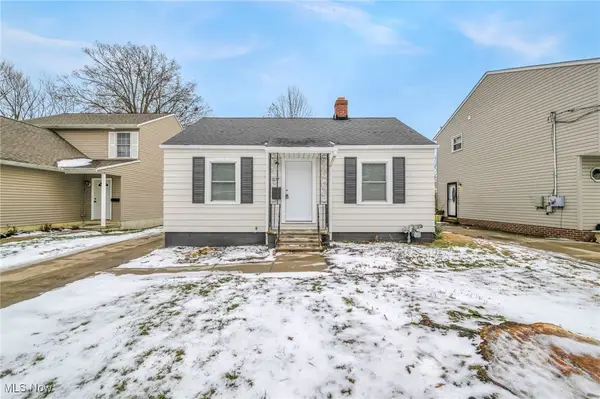 1677 Mapledale Road, Wickliffe, OH 44092
