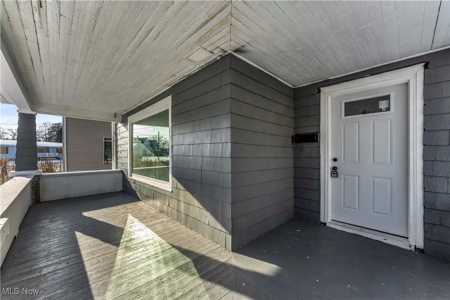 337 Lucas Street, Barberton, OH 44203 - Image #3