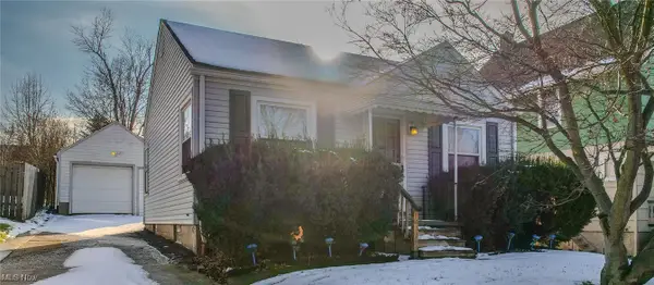 64 Palmetto Avenue, Akron, OH 44301