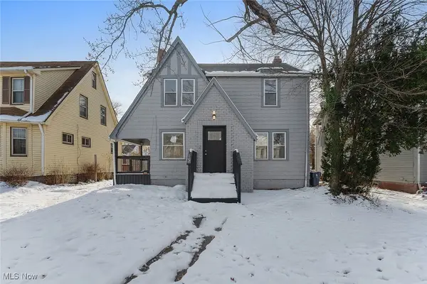 3406 Henderson Road, Cleveland Heights, OH 44112