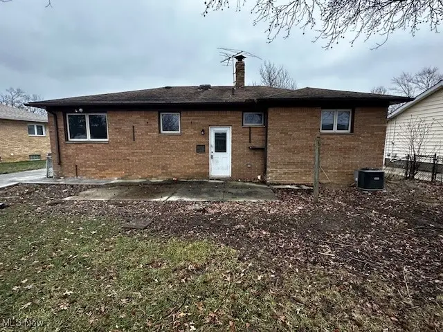 6210 Siegler Drive, Brook Park, OH 44142 - Image #3