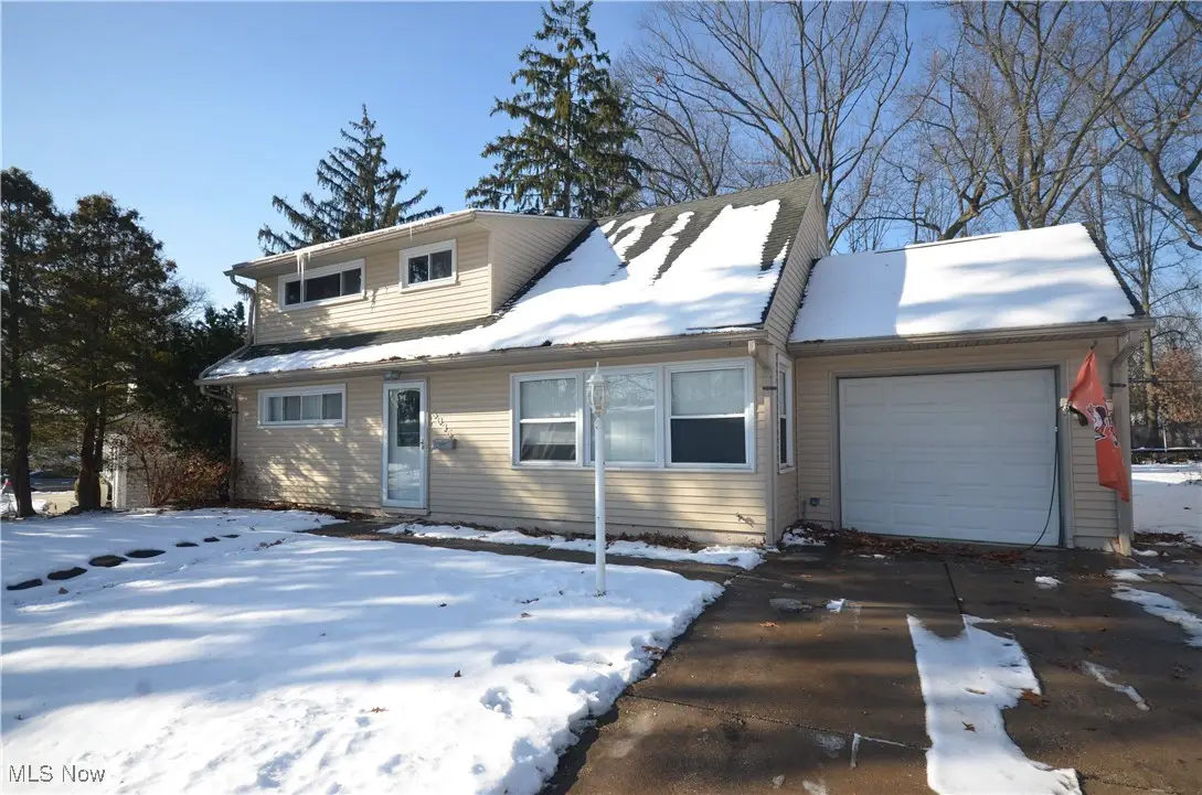 3095 Prior Drive, Cuyahoga Falls, OH 44223 - Image #1