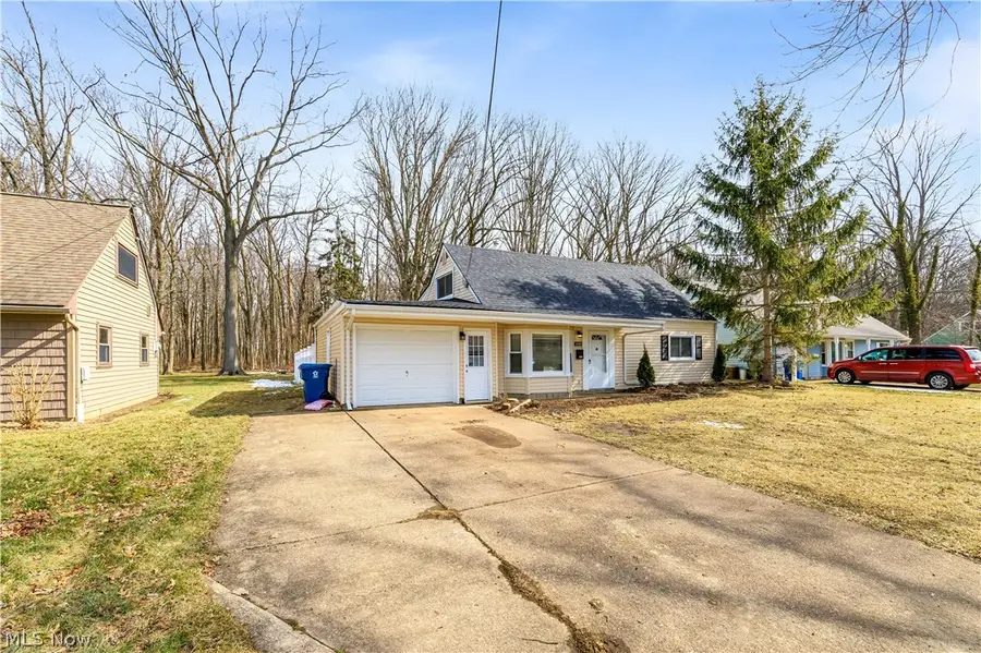 688 Irving Park Boulevard, Sheffield Lake, OH 44054 - #2