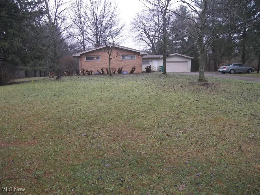 13717 Caves Road, Novelty, OH 44072 - Image #2