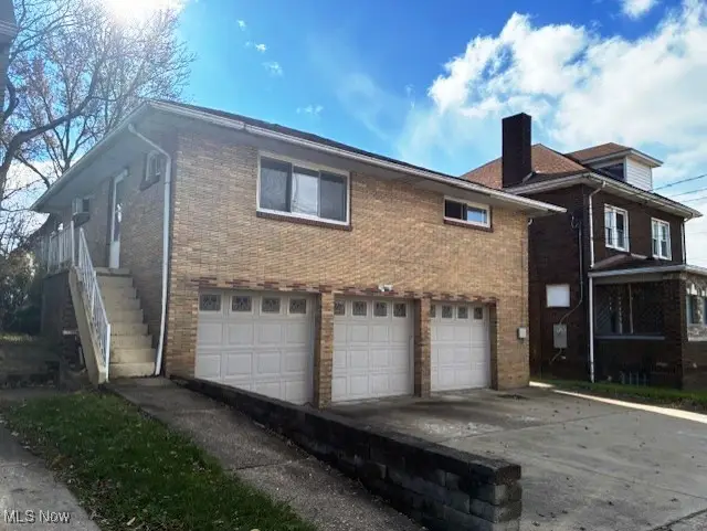 128 Pikeview Road, Weirton, WV 26062 - Image #1