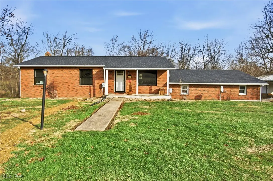 5235 Mast Road, Duncan Falls, OH 43734 - Image #1