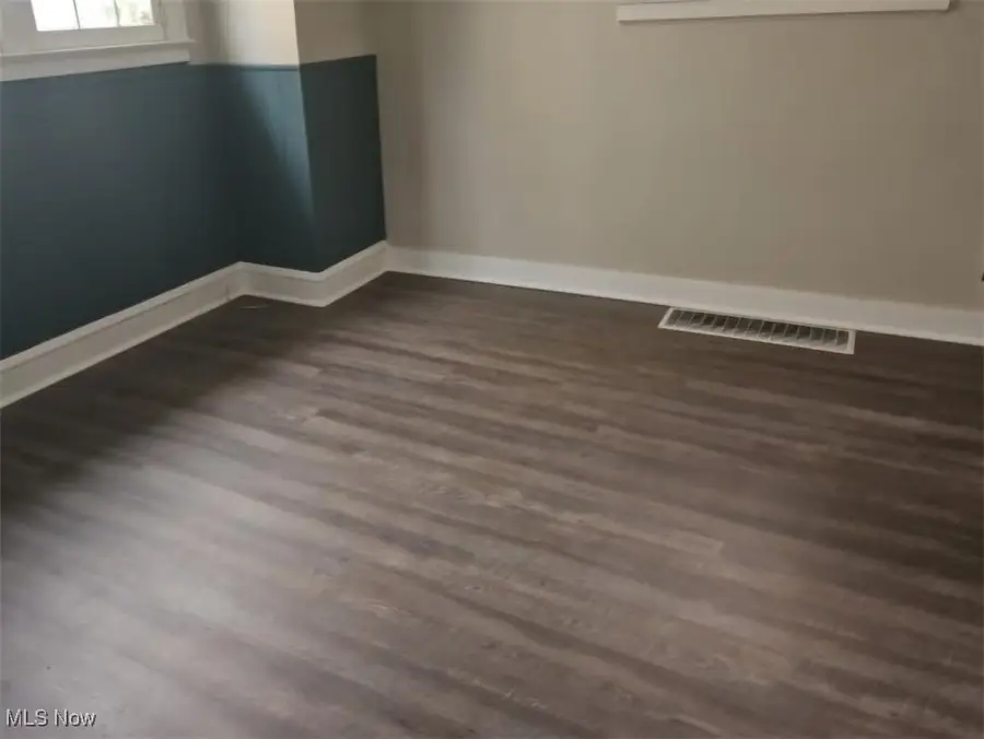 1327 Herberich Avenue, Akron, OH 44301 - Image #3