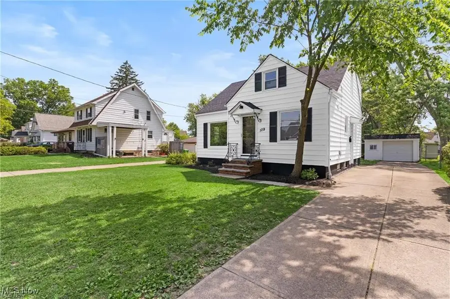 109 Avalon Drive, Bedford Heights, OH 44146 - Image #2