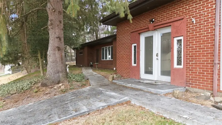 1101 47th Street, Vienna, WV 26105 - Image #2