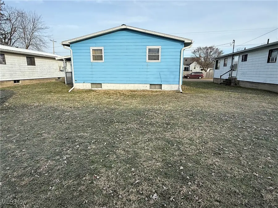 425 E Union Avenue, West Lafayette, OH 43845 - Image #3