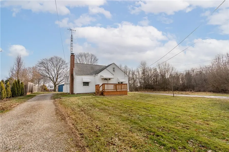 6410 El Mar Nw Drive, North Canton, OH 44720 - Image #2