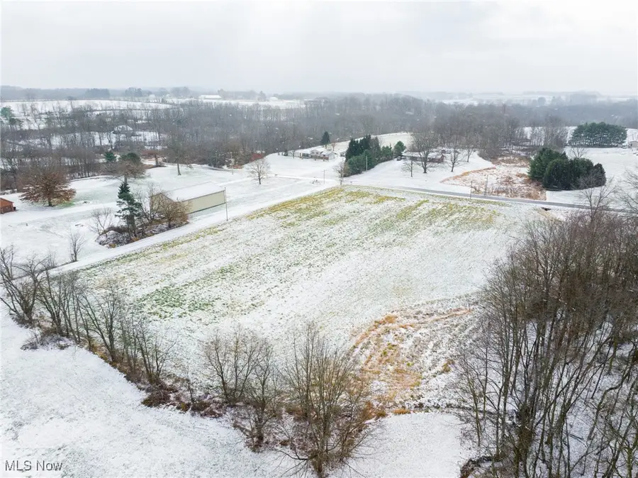 14361 Stanwood Sw Street, Navarre, OH 44662 - Image #2