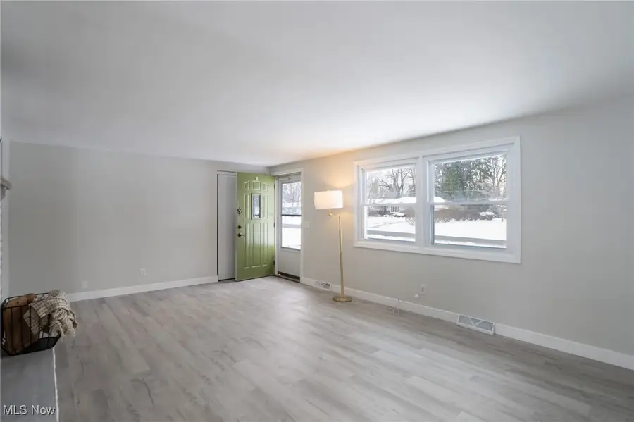 6835 William Tell Nw Avenue, North Canton, OH 44720 - Image #2