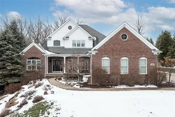 355 Wakefield Run Boulevard, Hinckley, OH 44233