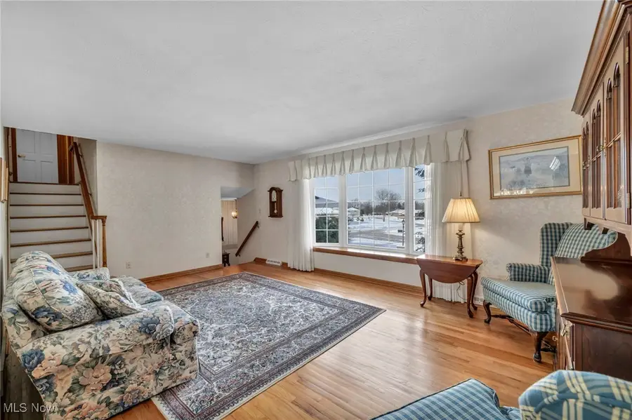 7257 Barton Circle, Parma, OH 44129 - Image #3