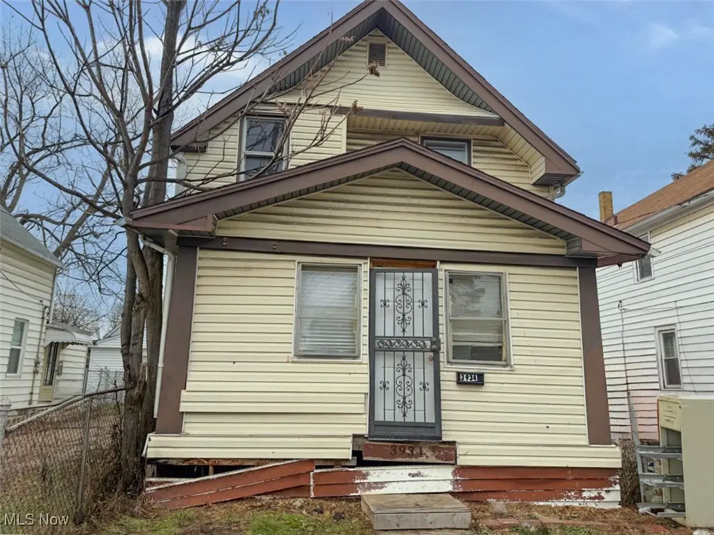 3934 Arnold Court, Cleveland, OH 44109 - #1