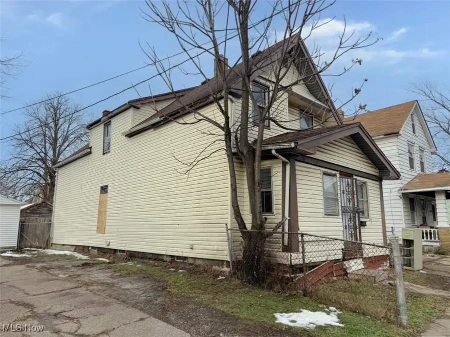 3934 Arnold Court, Cleveland, OH 44109 - #2