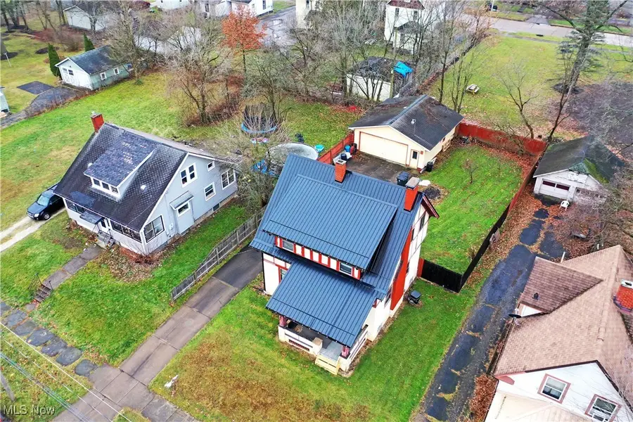 562 Belmont Ne Avenue, Warren, OH 44483 - Image #2