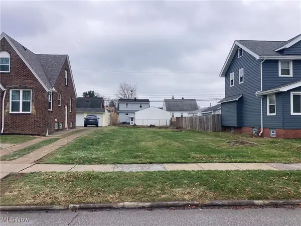Forest Avenue, Parma, OH 44129