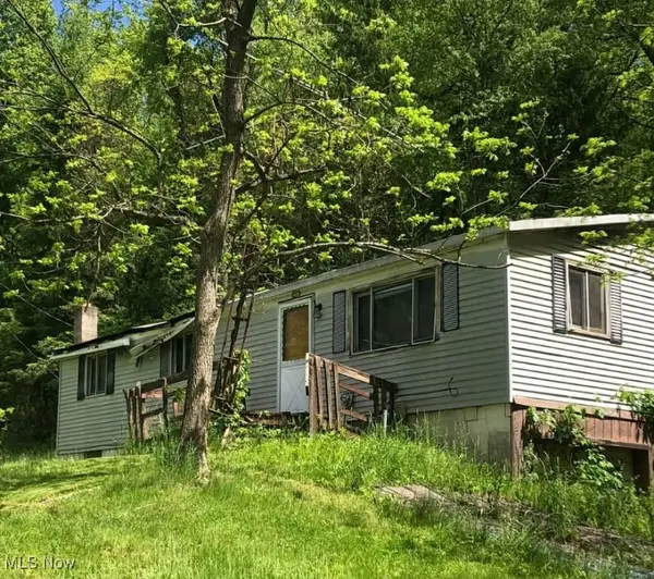 32762 Township Rd 22, Killbuck, OH 44637