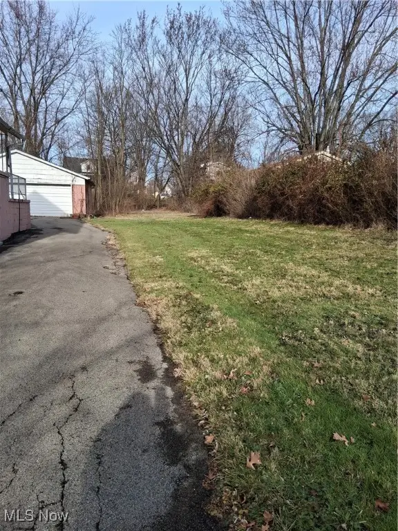 160 Gordon Avenue, Campbell, OH 44405 - Image #3