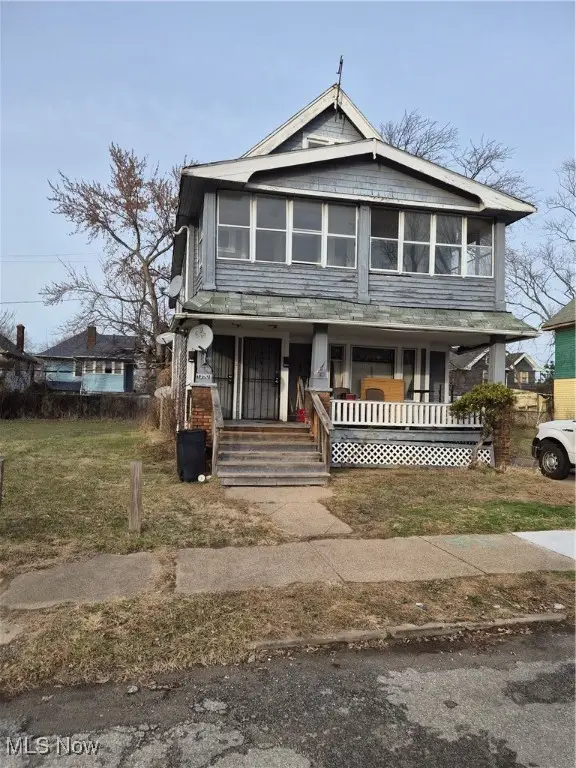 13501 Milan Avenue, East Cleveland, OH 44112