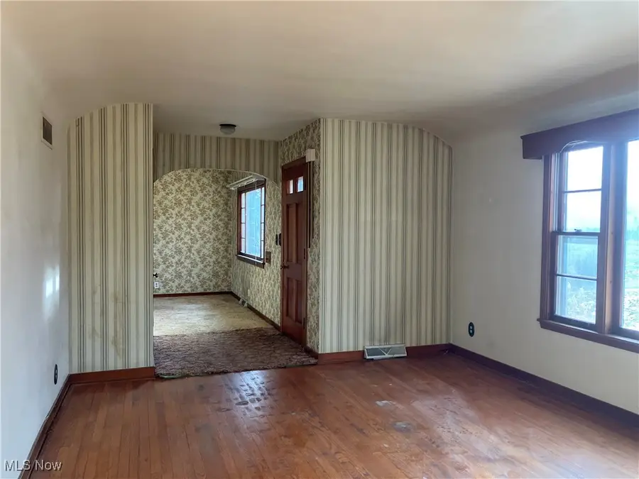 4234 Lake Road, Youngstown, OH 44511 - Image #2