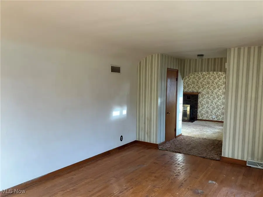 4234 Lake Road, Youngstown, OH 44511 - Image #3