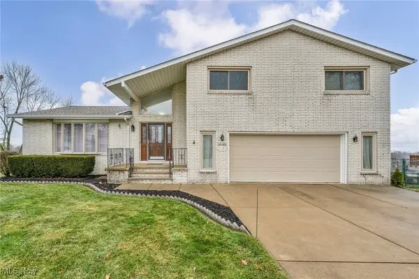 30185 Overlook Drive, Wickliffe, OH 44092