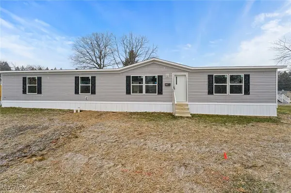 541 Lincoln Avenue, Struthers, OH 44471