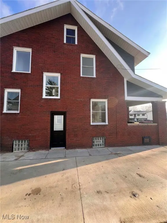 221 W 10th Street, Dover, OH 44622 - Image #3