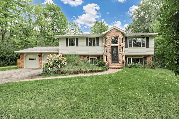 10955 Auburn Road, Chardon, OH 44024