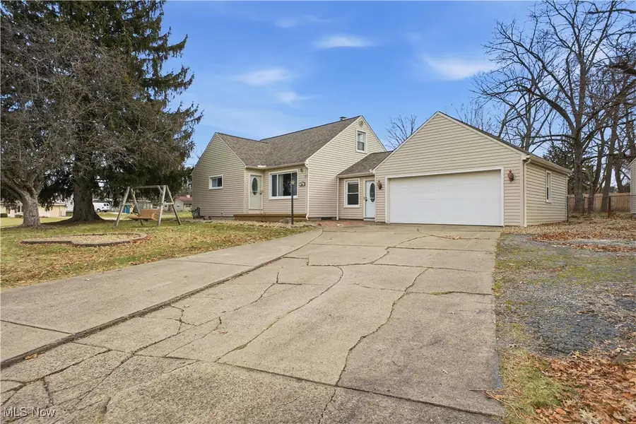 211 Aldrich Road, Youngstown, OH 44515 - Image #2