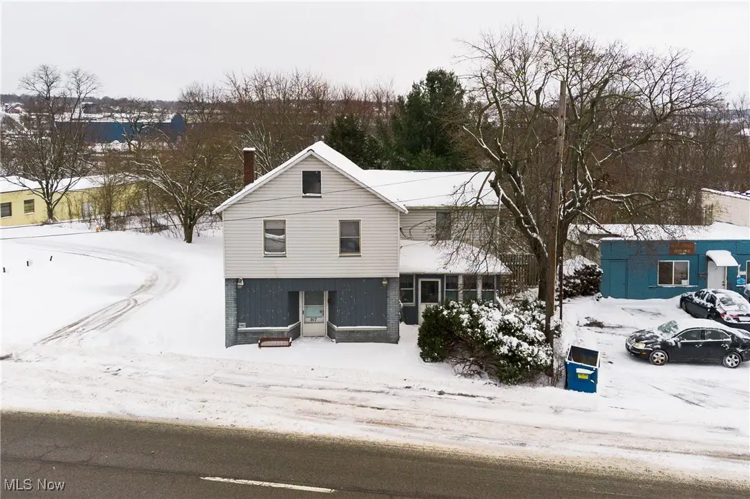 917 S Irvine Avenue, Masury, OH 44438 - Image #1