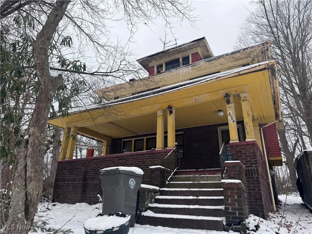 2104 Elm Street, Youngstown, OH 44505 - Image #1